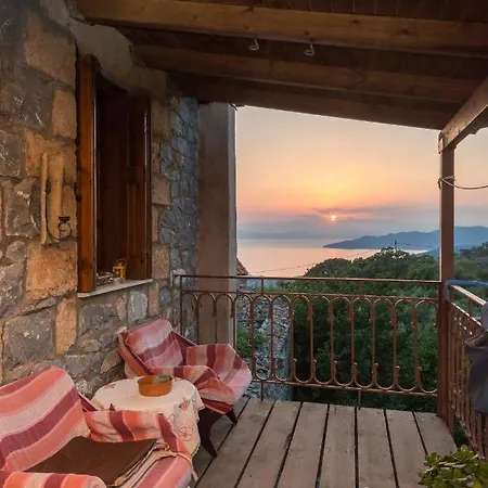 펜션 Sea Breeze And Stunning View In The Heart Of Mani 스투파